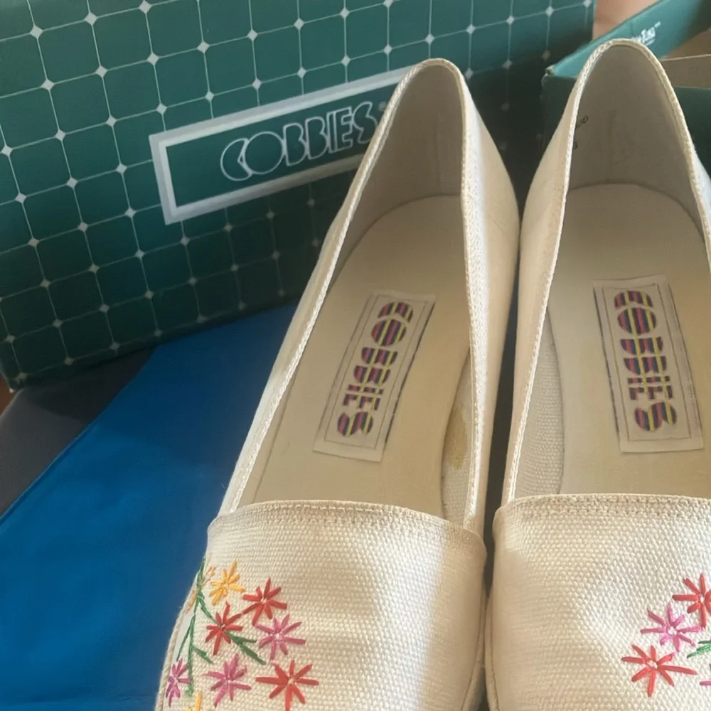 Women's Embroidered Cobbie Cream Espadrilles 8m